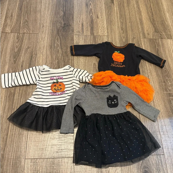 Koala Kids Other - Koala Kids Girls Halloween Dresses Lot Of 3 Black Cat Pumpkin Size 0-3 Months